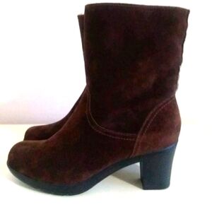 NWOT CLARK'S WOMEN'S SIZE 6 VINTAGE WINTER BOOTS